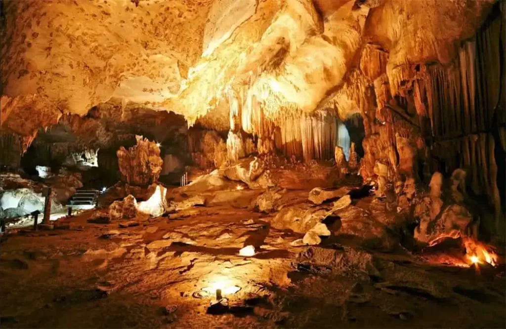 Beautiful cave in Saiyok National Park